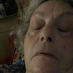 Meet your Posher, Mona